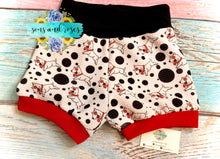 Load image into Gallery viewer, Target black spotties
